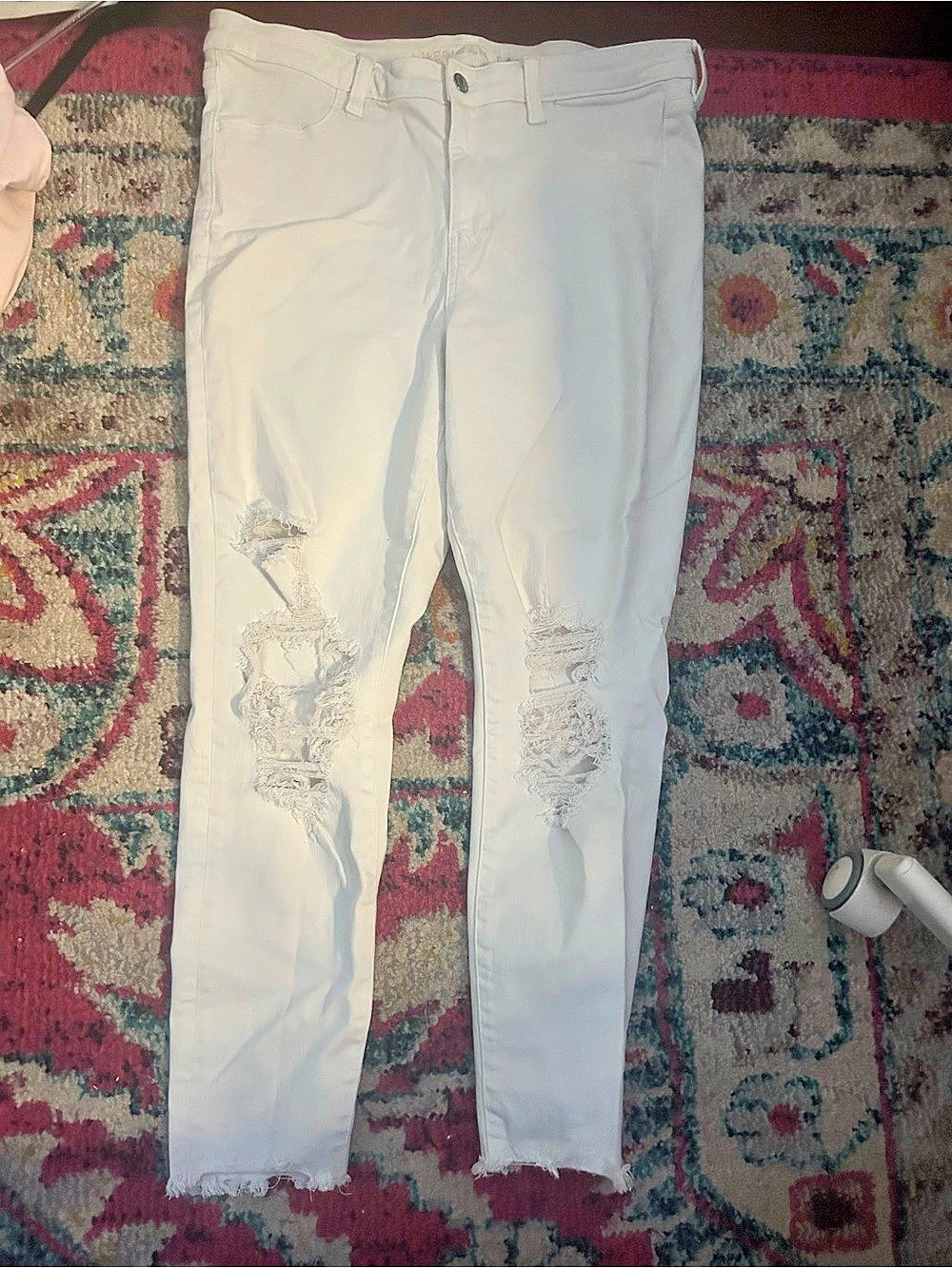 American Eagle Outfitters Women's Distressed Skinny Jeans in White